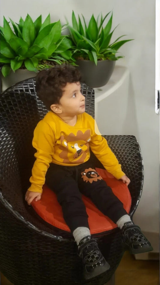 Lion print mustard and black tracksuit | Unisex