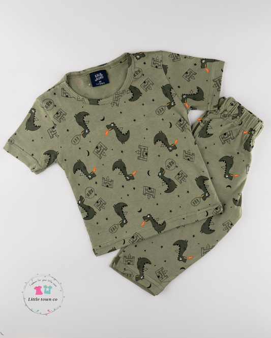 Dragon print sleepwear / nightsuits