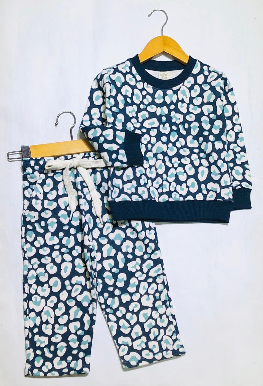 WhatsApp Image 2026-10-07 at 3.24.45 PM LTC136 Trendy Overall Snow Leopard Print Fleece Tracksuit - Image 1